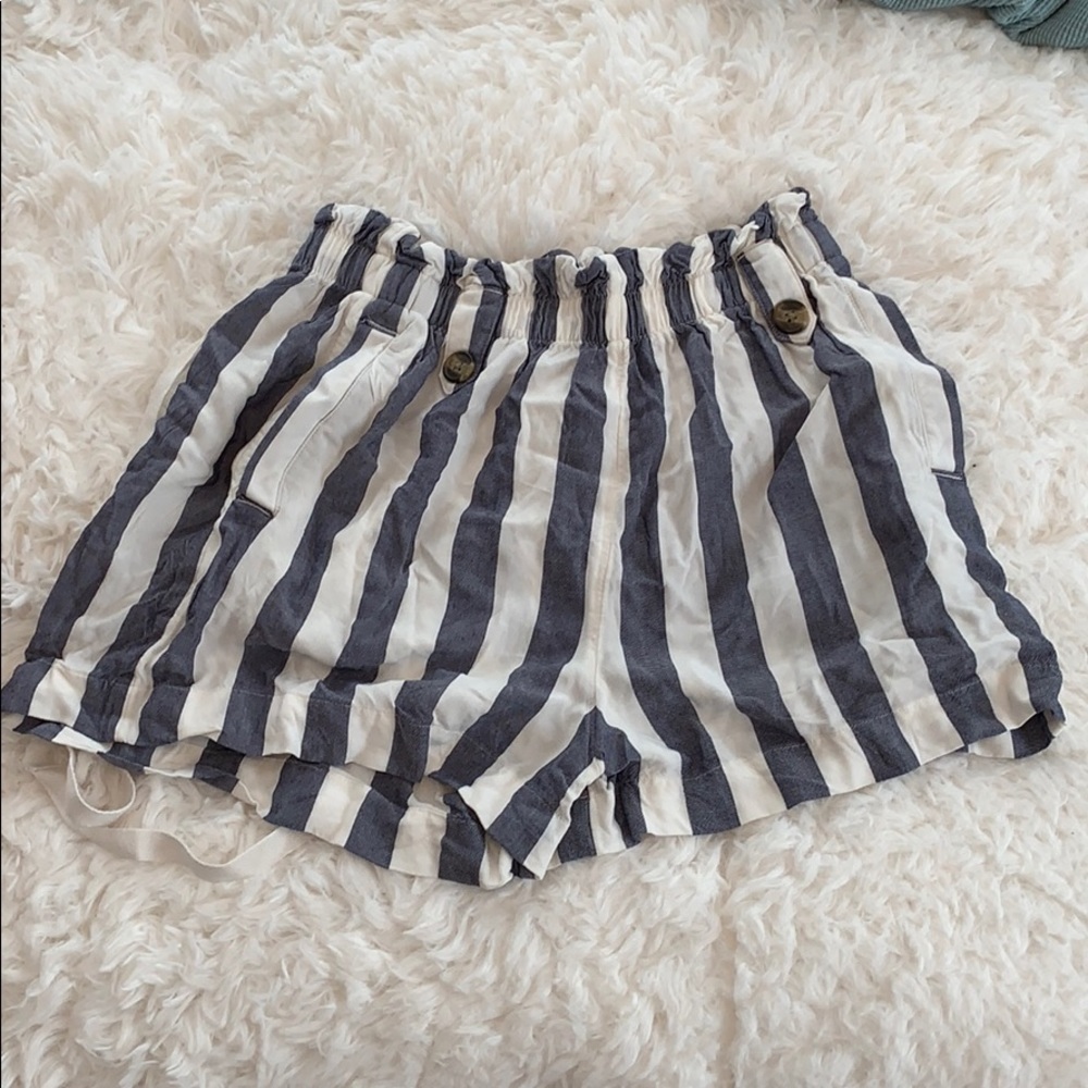 American eagle shorts. Never worn.